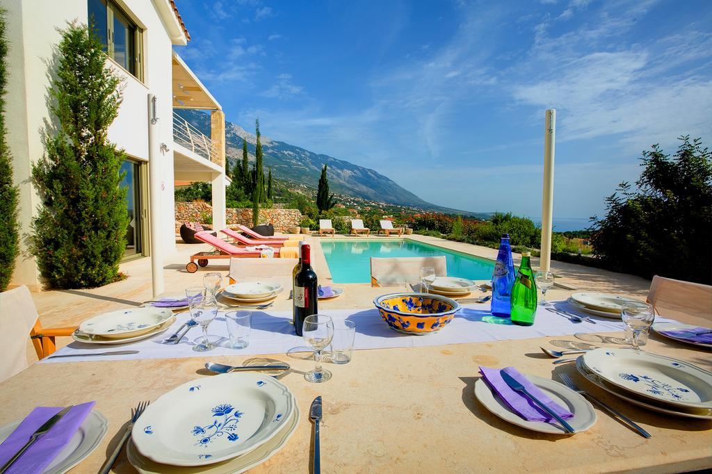 Ideales Resort Mousata Esterno foto
