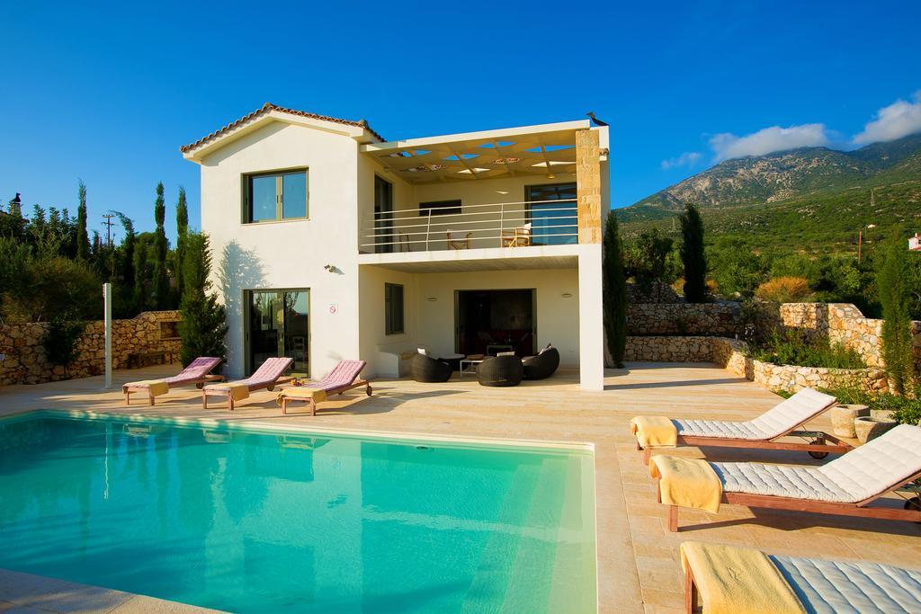 Ideales Resort Mousata Esterno foto